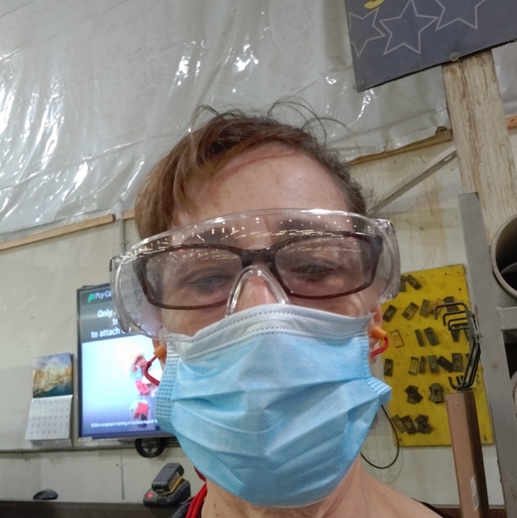 Meet your Posher, Teresa - Picture 2 of 4